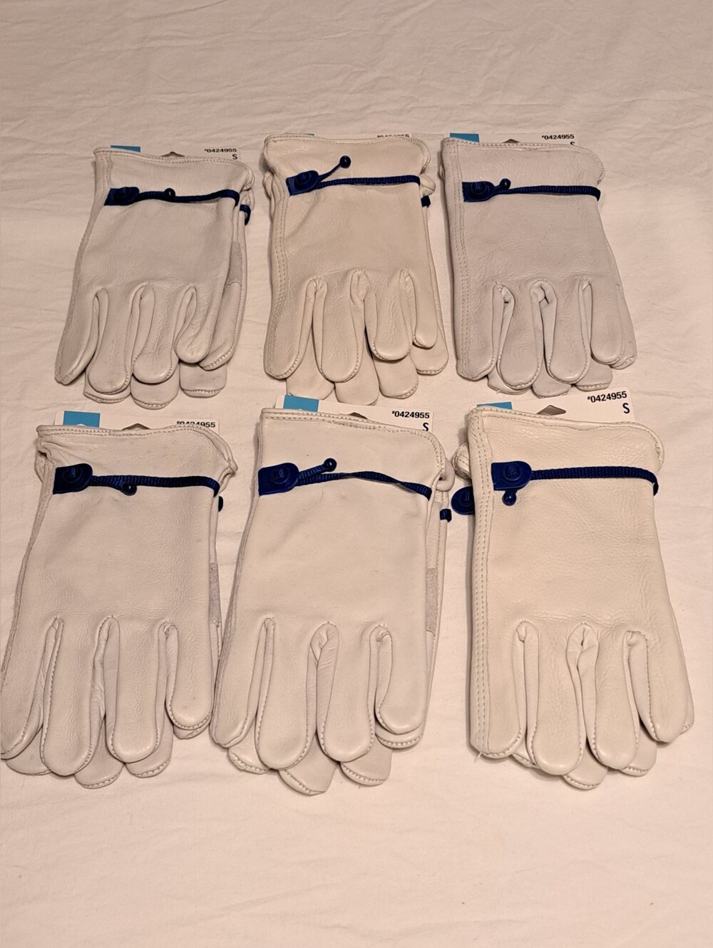 Men's Gloves Size Small Project Source Bundle New
